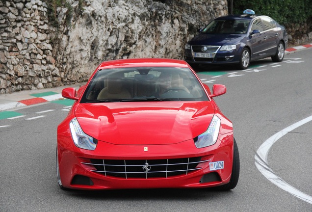 Ferrari FF