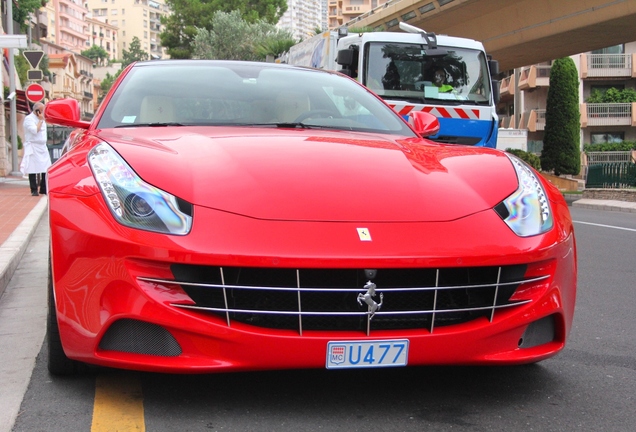 Ferrari FF