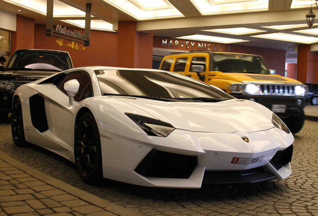 Lamborghini Aventador LP700-4