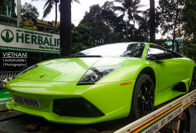 Lamborghini Murciélago LP640