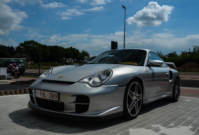 Porsche 996 Turbo