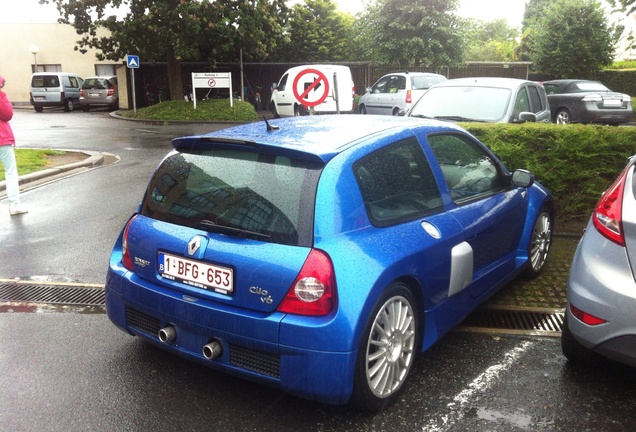 Renault Clio V6 Phase II