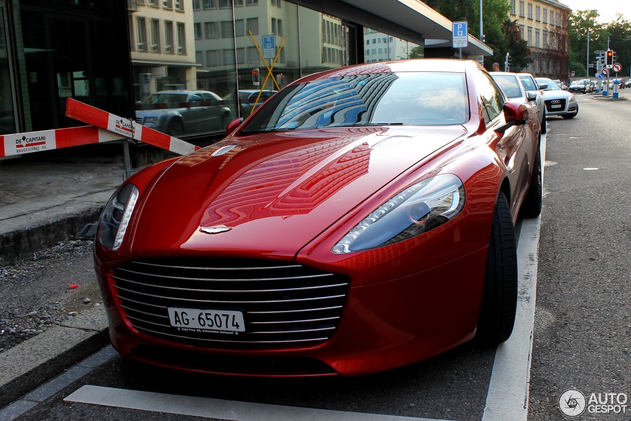 Aston Martin Rapide S