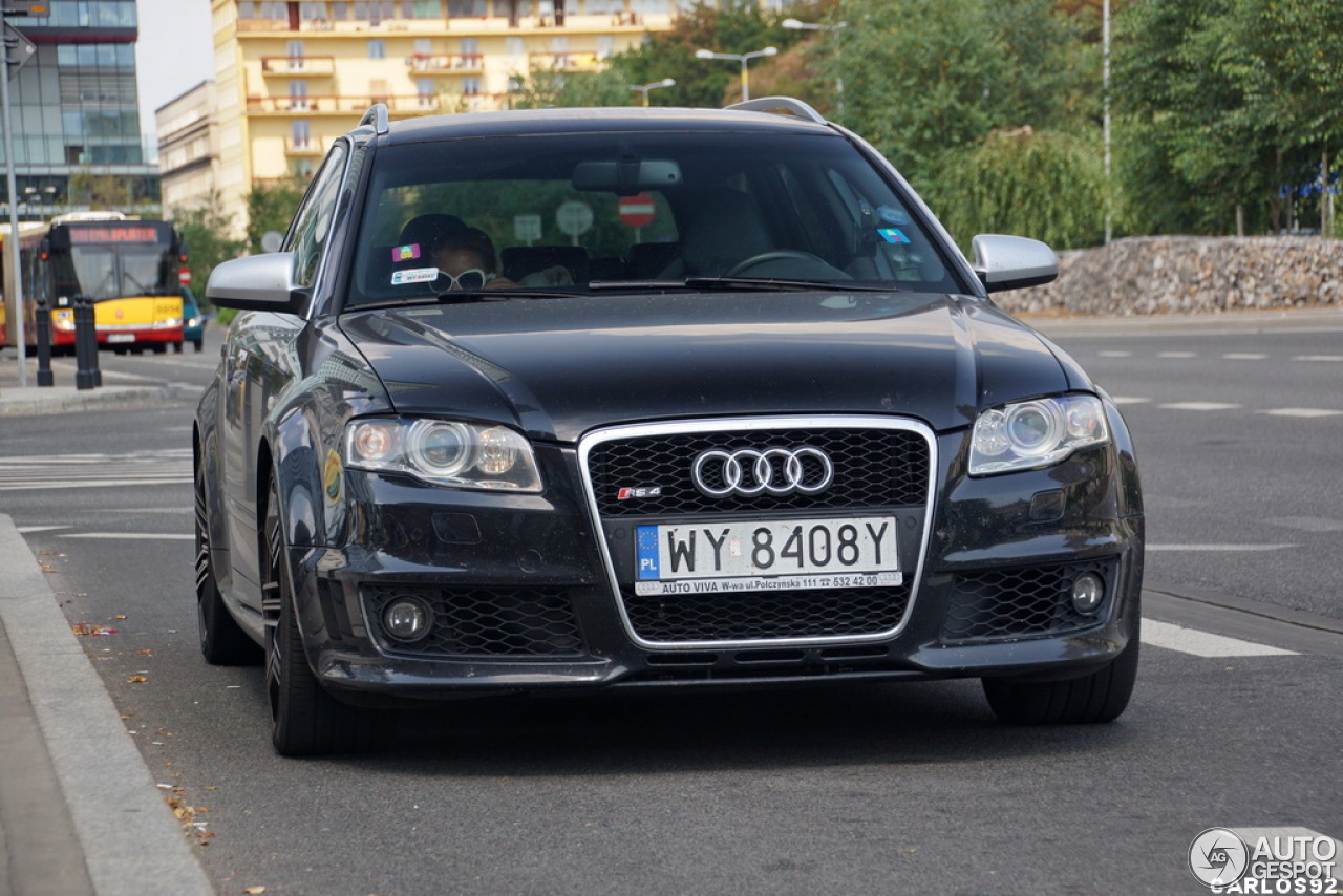 Audi RS4 Avant B7