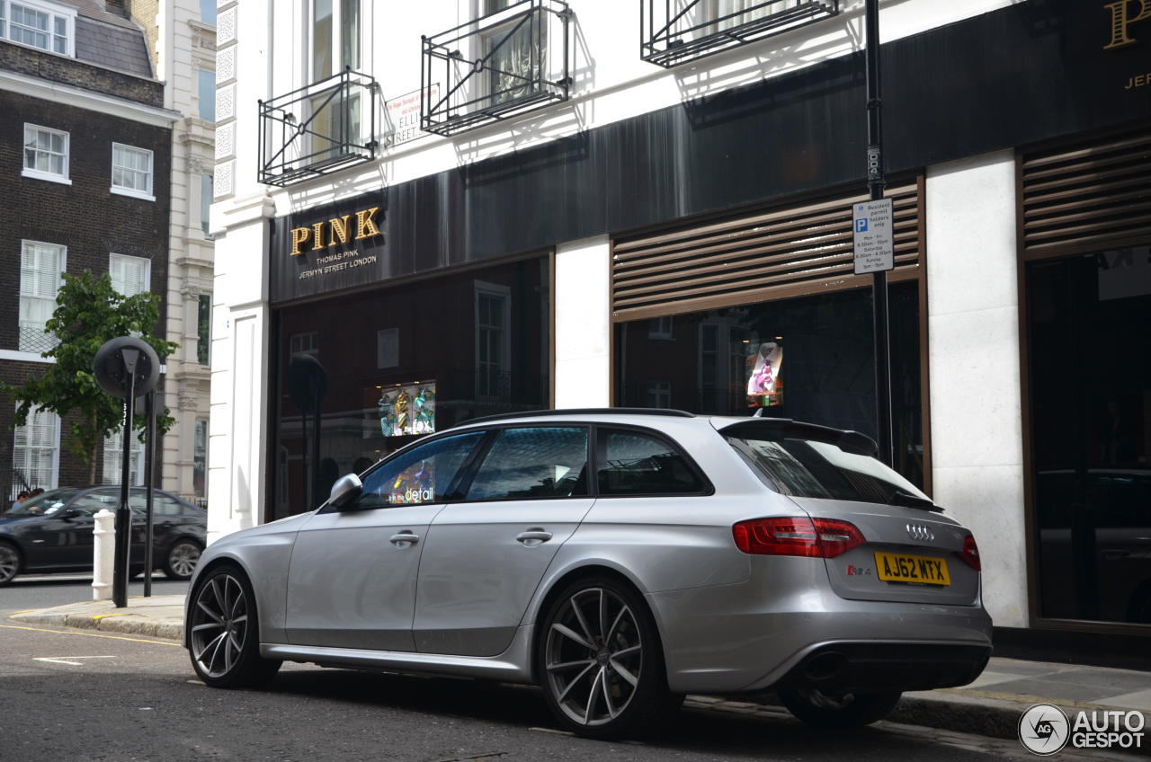 Audi RS4 Avant B8