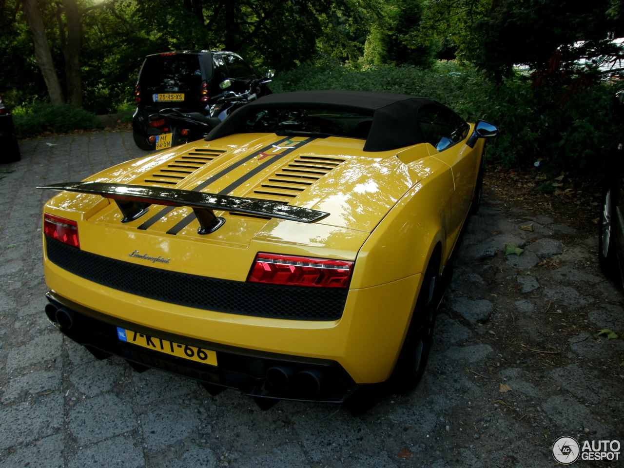 Lamborghini Gallardo LP570-4 Spyder Performante