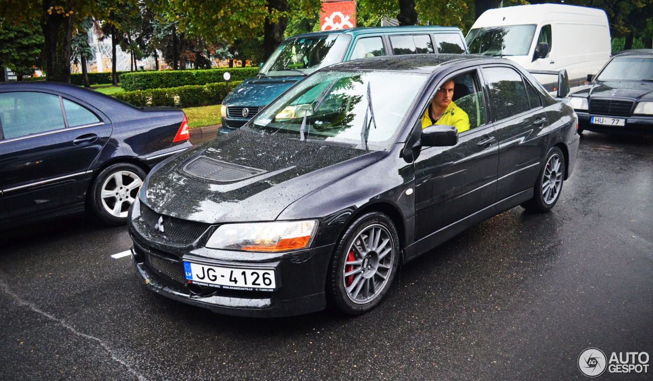 Mitsubishi Lancer Evolution IX