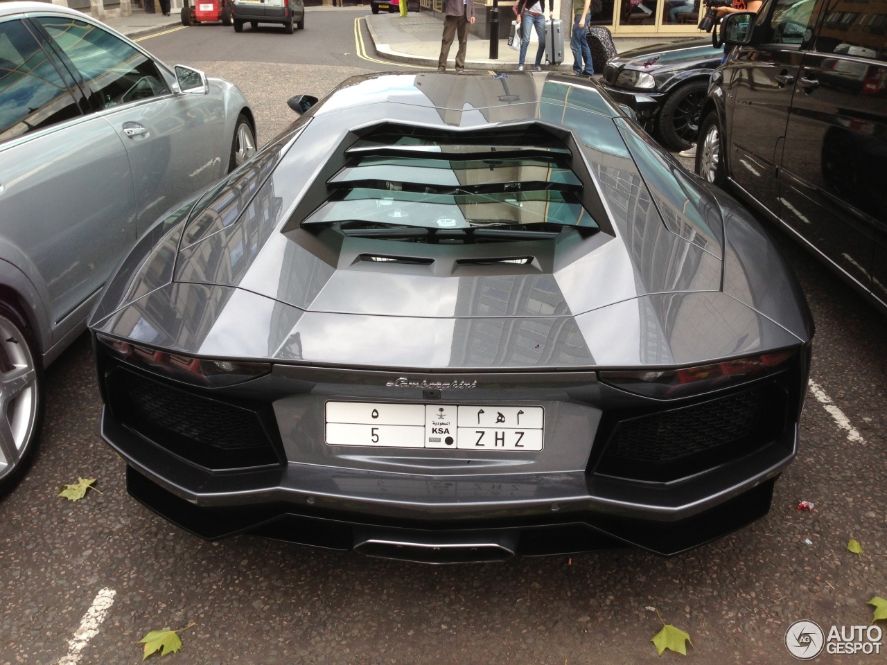 Lamborghini Aventador LP700-4