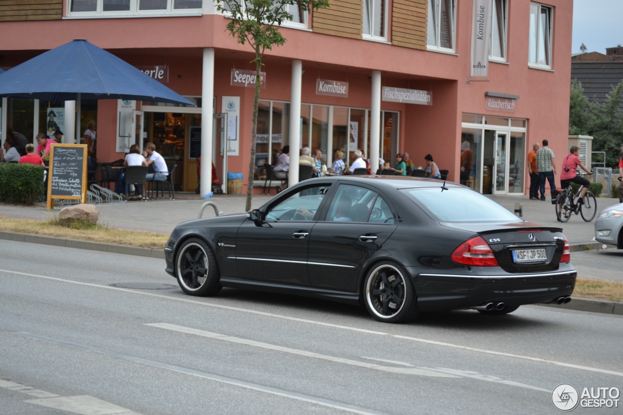 Mercedes-Benz E 55 AMG