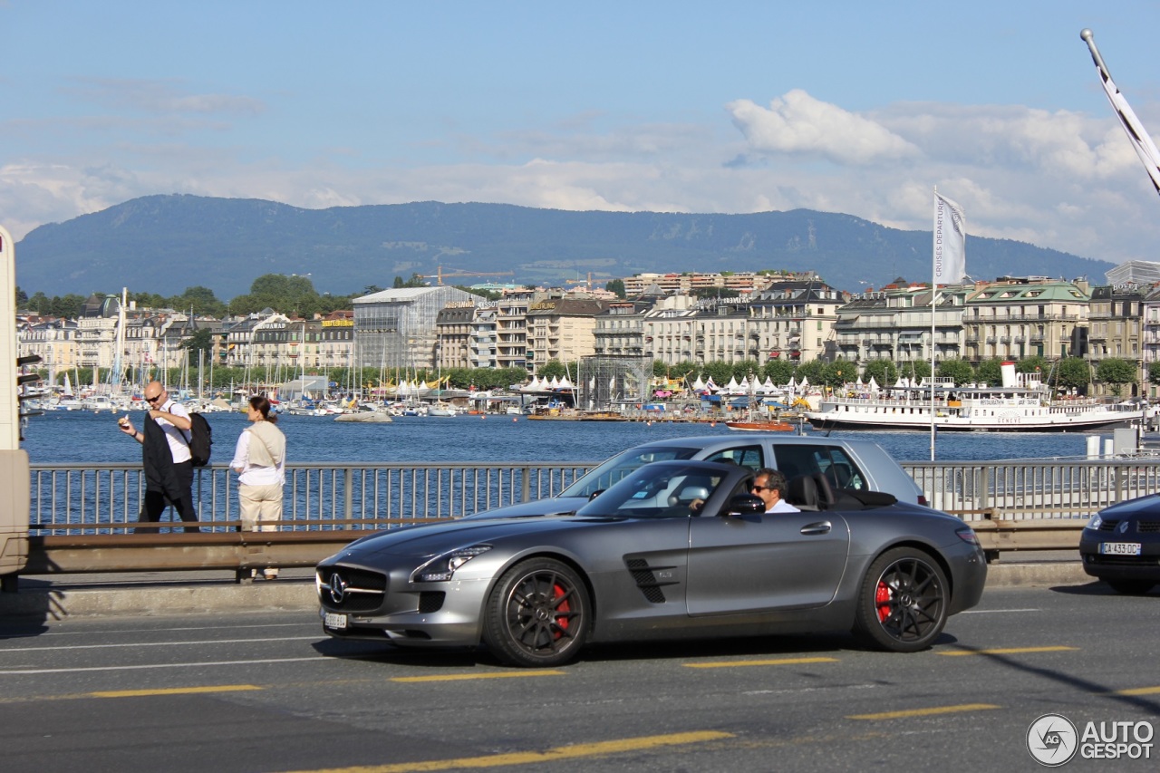 Mercedes-Benz SLS AMG Roadster