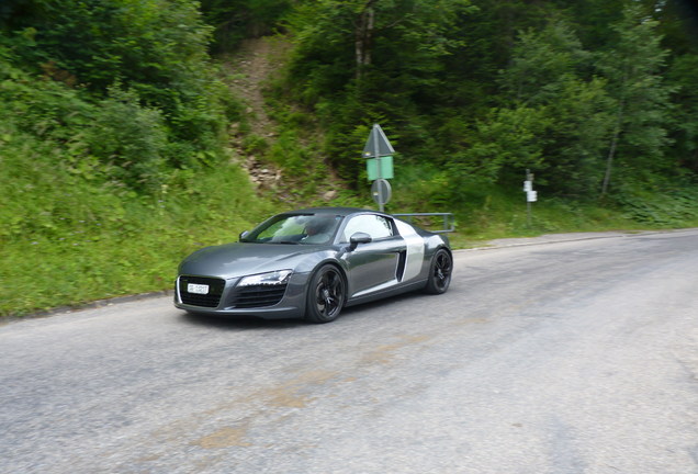 Audi R8