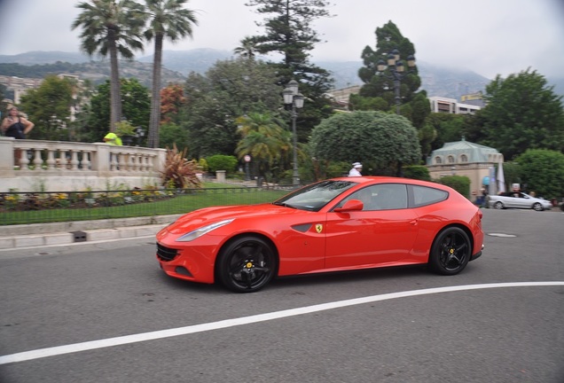 Ferrari FF