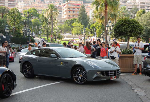 Ferrari FF