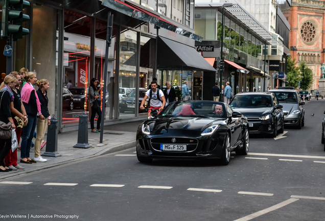 Jaguar F-TYPE S Convertible