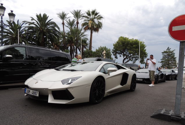 Lamborghini Aventador LP700-4