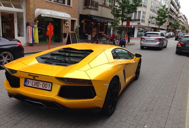 Lamborghini Aventador LP700-4