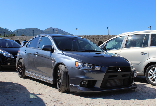 Mitsubishi Lancer Evolution X