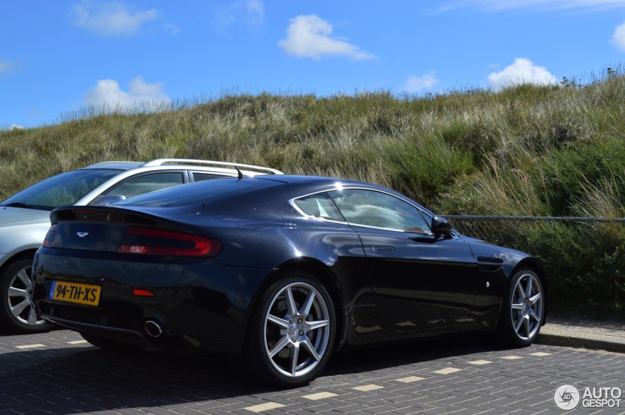 Aston Martin V8 Vantage