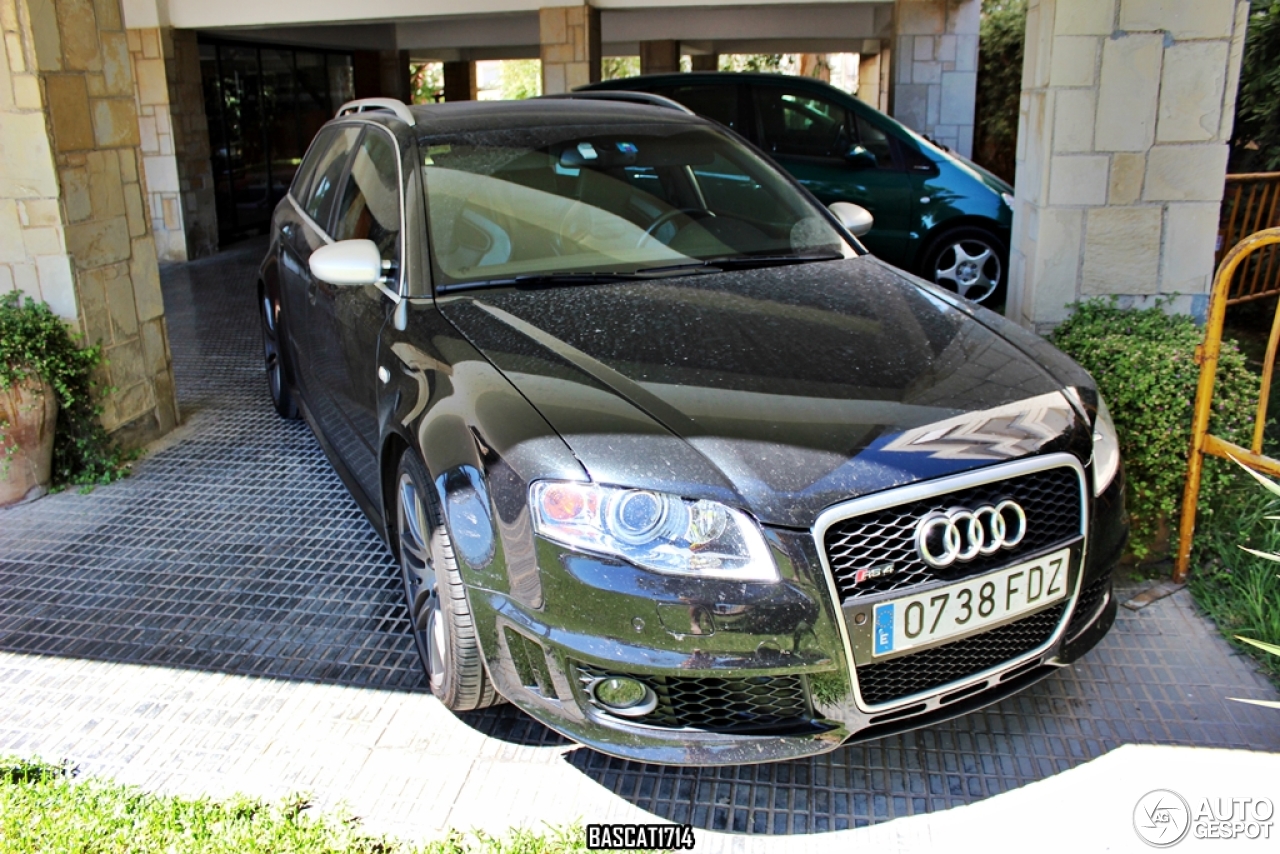 Audi RS4 Avant B7