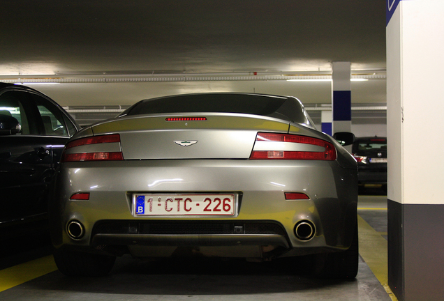 Aston Martin V8 Vantage