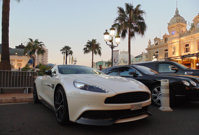 Aston Martin Vanquish 2013