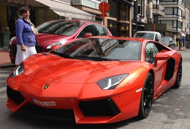 Lamborghini Aventador LP700-4