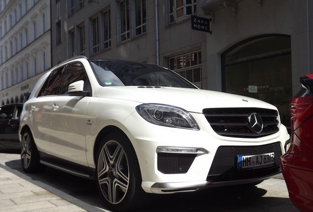 Mercedes-Benz ML 63 AMG W166