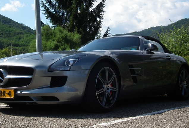 Mercedes-Benz SLS AMG Roadster