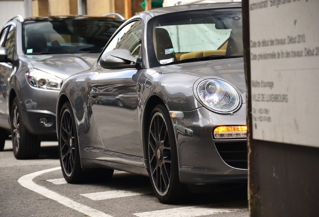 Porsche 997 Carrera 4 GTS