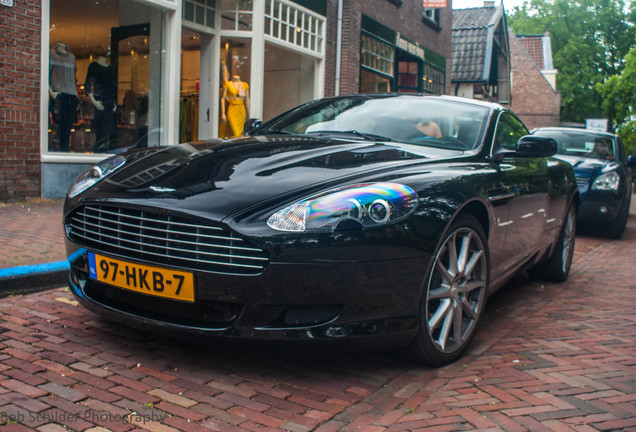 Aston Martin DB9