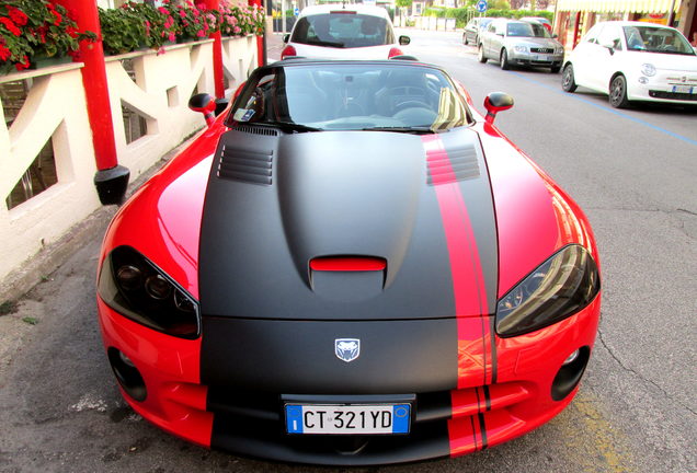 Dodge Viper SRT-10 Roadster 2003