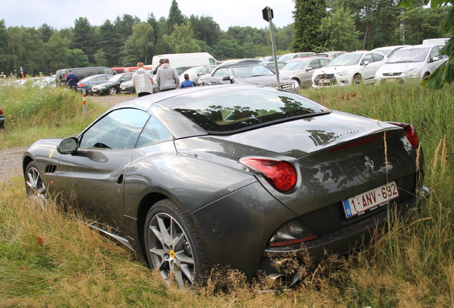 Ferrari California