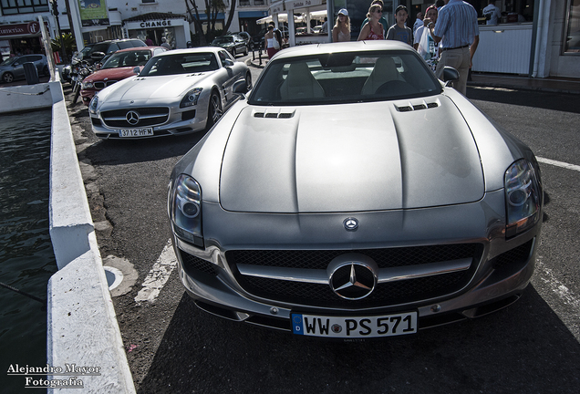 Mercedes-Benz SLS AMG