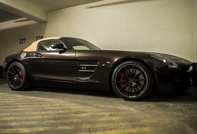 Mercedes-Benz SLS AMG Roadster