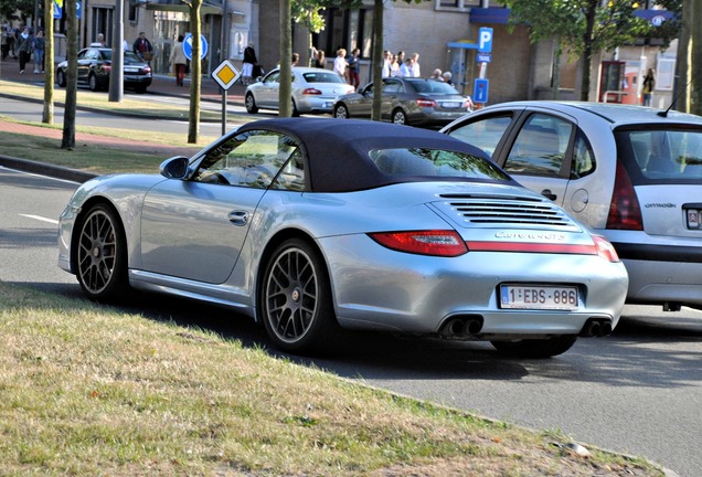 Porsche 997 Carrera 4 GTS Cabriolet