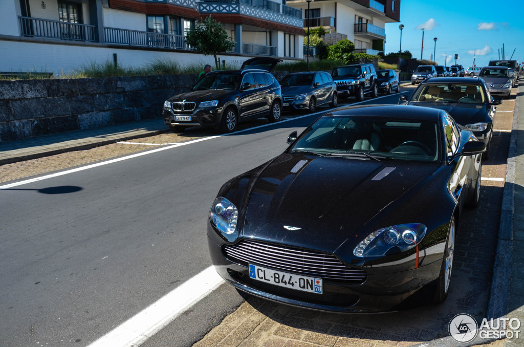 Aston Martin V8 Vantage