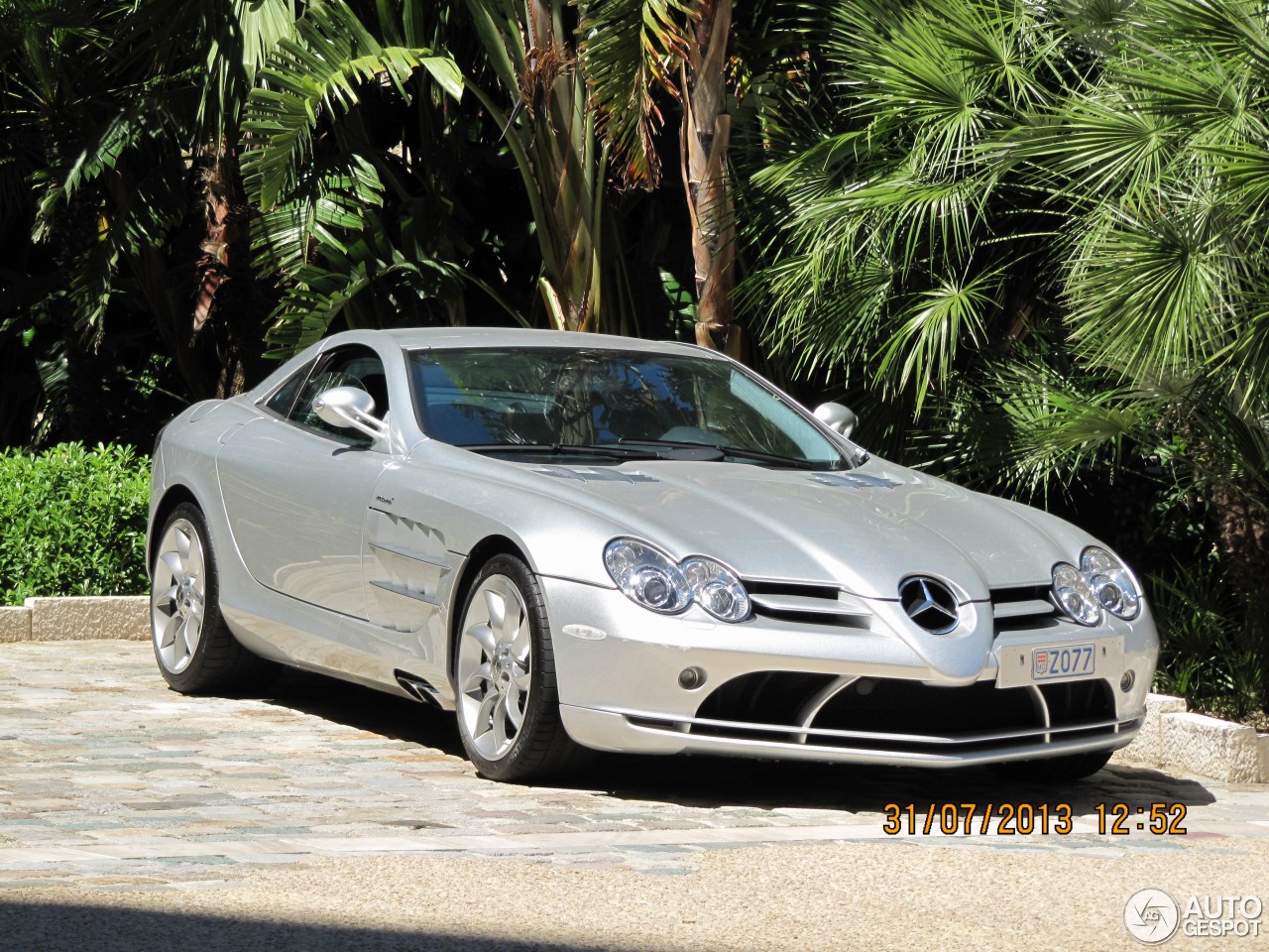 Mercedes-Benz SLR McLaren