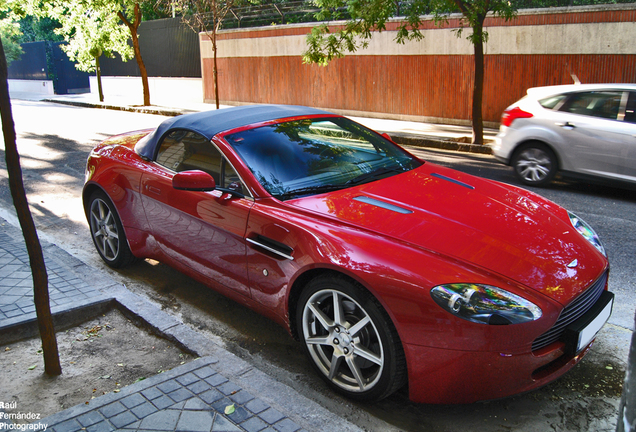 Aston Martin V8 Vantage Roadster