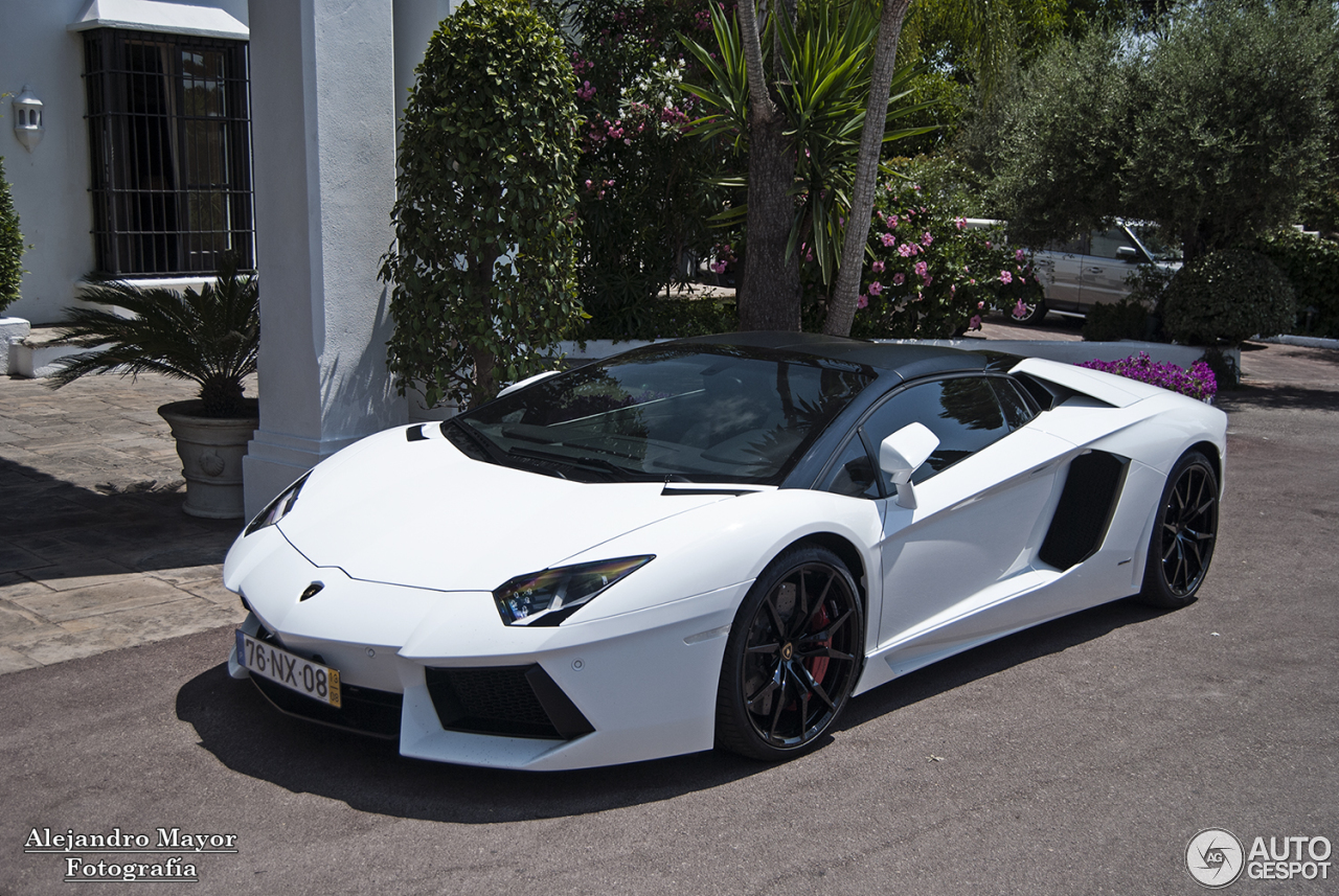 Lamborghini Aventador LP700-4 Roadster