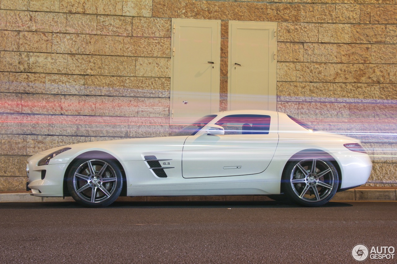 Mercedes-Benz SLS AMG