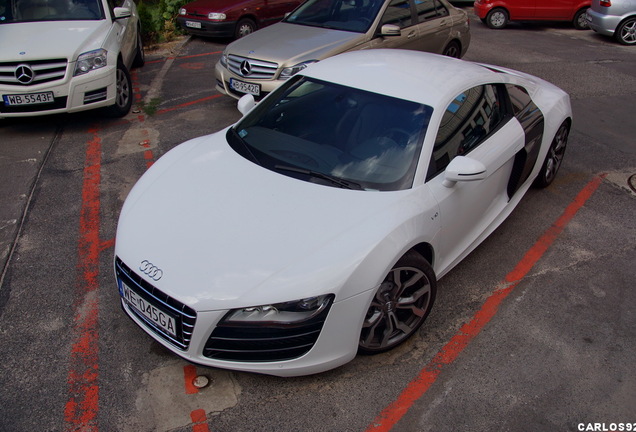 Audi R8 V10