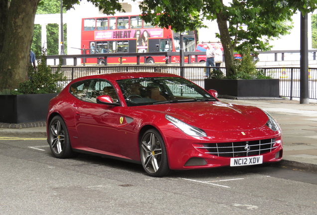 Ferrari FF