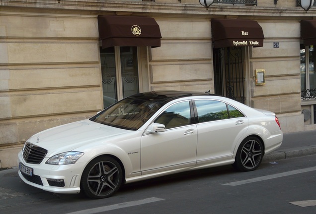 Mercedes-Benz S 63 AMG W221 2011