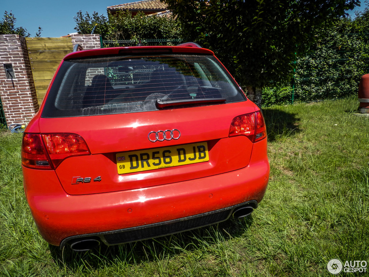 Audi RS4 Avant B7