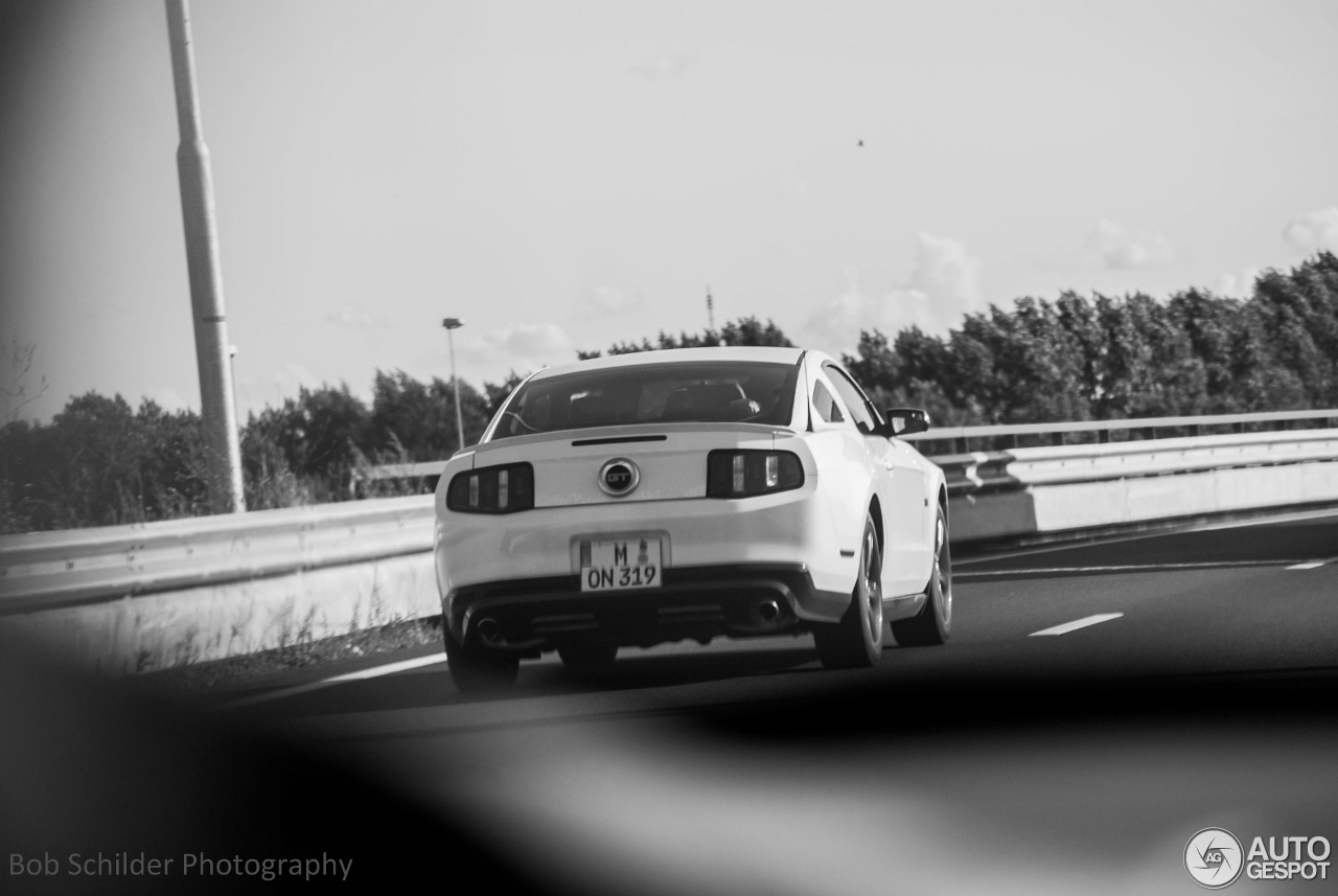 Ford Mustang GT 2011