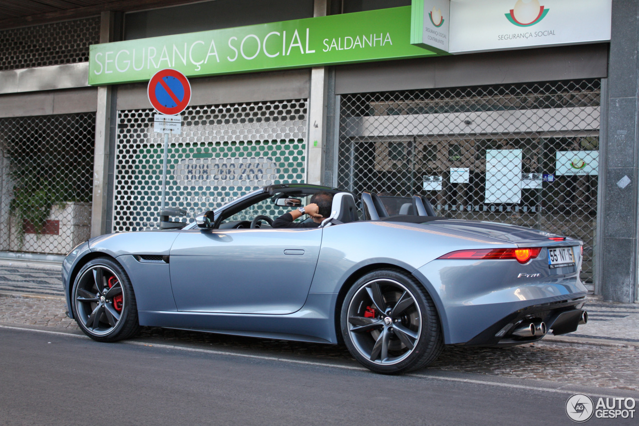 Jaguar F-TYPE S V8 Convertible