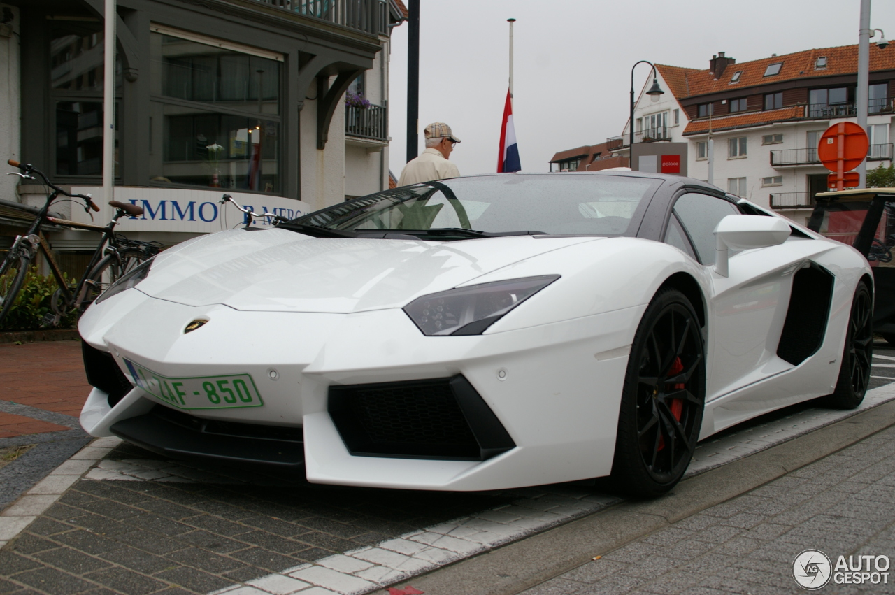 Lamborghini Aventador LP700-4 Roadster