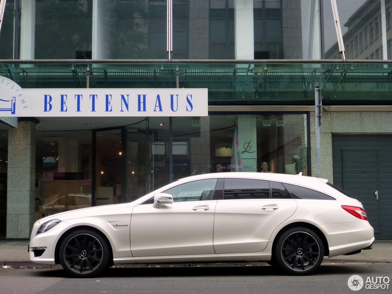 Mercedes-Benz CLS 63 AMG X218 Shooting Brake