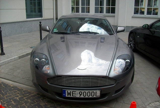 Aston Martin DB9