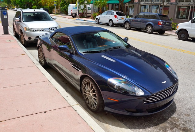 Aston Martin DB9 Volante